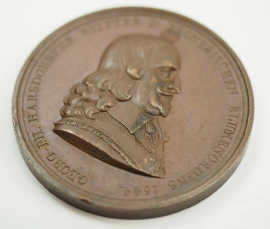 Medaille auf das 200 jährige Bestehen des Pegnesischen Blumenordens 1844. - photo 2