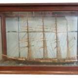 4-Mast-Segelschiff - großes Holzmodell im Kasten. - photo 1