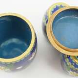 China: Cloisonné Trommeldosen Ensemble. - photo 3