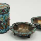 China: Cloisonné Raucher Ensemble. - photo 1