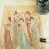 China: Vase und zwei Rollbilder. - photo 2