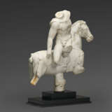 A WHITE MARBLE FIGURE GROUP OF TROILOS ON HORSEBACK - photo 3