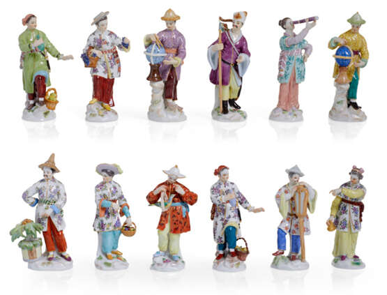 Serie von zwölf japanischen Figuren - photo 1