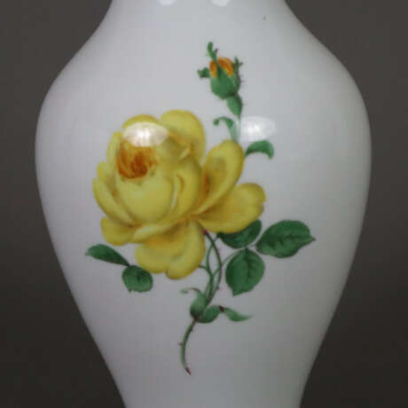 Konvolut "Gelbe Rose" - Meissen, 20.Jh., Porzellan… - Foto 4