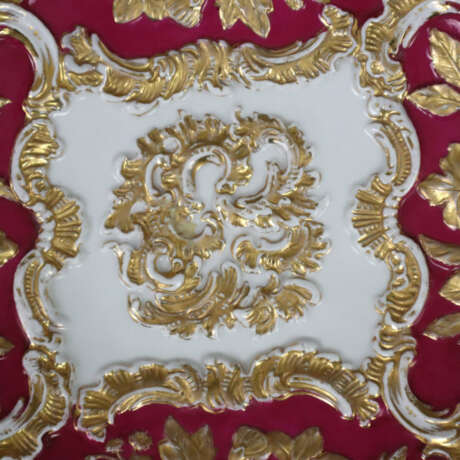 Prunkteller mit reichem Reliefdekor - Meissen, 19.… - фото 4