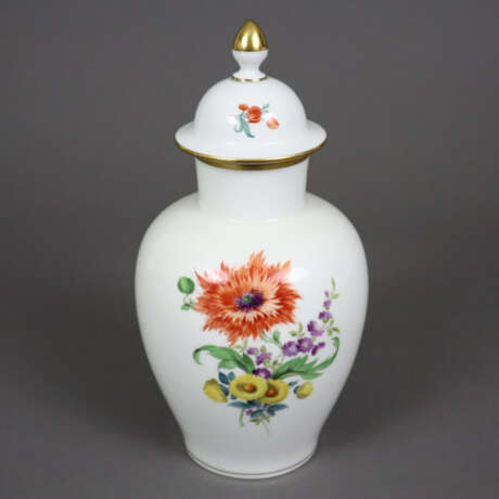 Deckelvase - Meissen, 20.Jh., Porzellan, polychrom… - photo 1