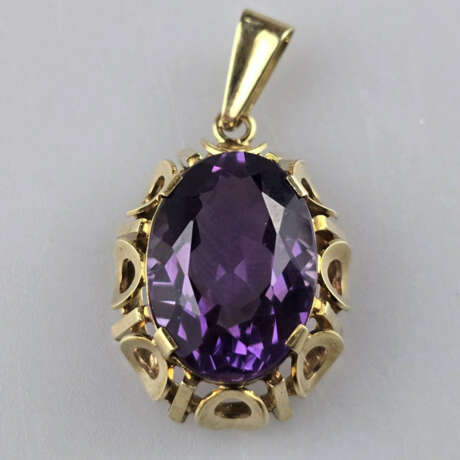 14K-Amethystanhänger - Gelbgold 585/000, Öse geste… - photo 1