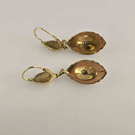 Ein Paar Biedermeier-Ohrhänger - 19.Jh., Gelbgold … - фото 5