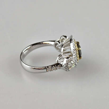 Prächtiger 18K-Goldring mit üppigem Diamantenbesat… - photo 6