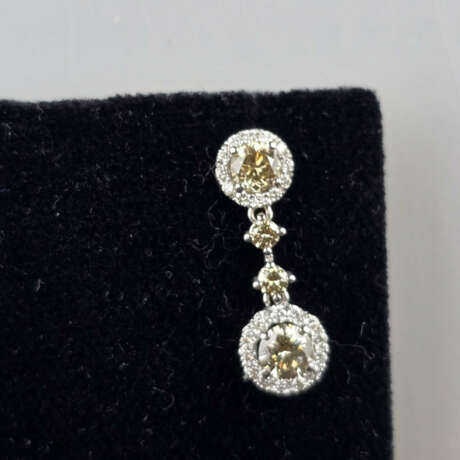 Ein Paar Diamant-Ohrhänger/-stecker (18K) - Weißgo… - Foto 4