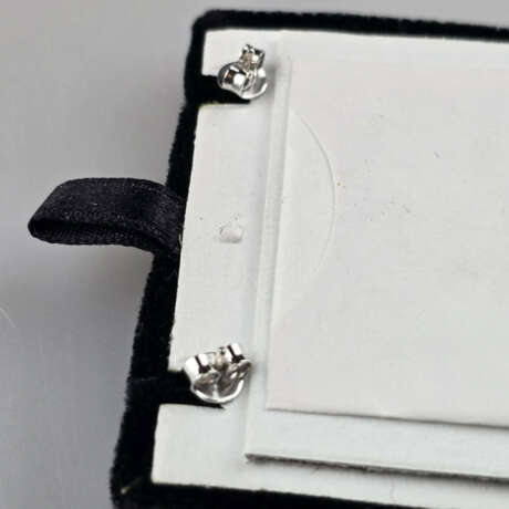 Ein Paar Diamant-Ohrhänger/-stecker (18K) - Weißgo… - Foto 5
