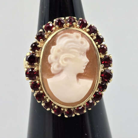Goldring mit Kamee - Gelbgold 585/000 (14 K), gest… - photo 2