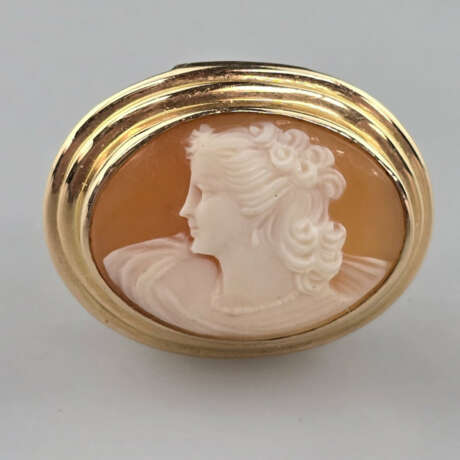 Goldring mit Kamee - Gelbgold 750/000 (18 K), oval… - photo 3