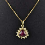 Rubinanhänger mit Diamanten an Kette - Gelbgold 75… - фото 1