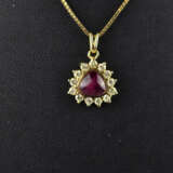 Rubinanhänger mit Diamanten an Kette - Gelbgold 75… - фото 2