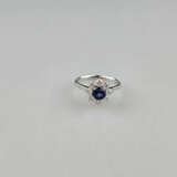 Floraler Saphirring mit Diamanten- Weißgold 750/00… - photo 4