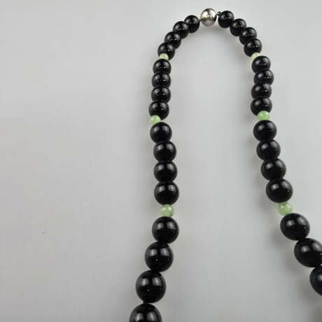 Jade-/Onyxkette - 40 Onyxkugeln von ca. 9 mm- Dm. … - фото 6