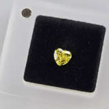 Loser gelber Herz-Diamant von 1,02 ct. mit Lasersi… - photo 6