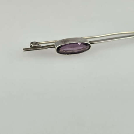 Vintage-Silberbrosche mit Amethyst - Silber, am Na… - фото 3