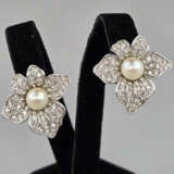 Ein Paar florale Vintage-Ohrclips - Attwood & Sawy… - photo 1