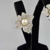 Ein Paar florale Vintage-Ohrclips - Attwood & Sawy… - photo 2