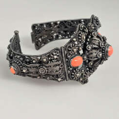 Vintage-Armreif aus Silber - feine Handarbeit aus …