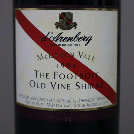 Weinkonvolut - 2 Flaschen,1996 d'Arenberg The Foot… - photo 4