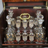 Reisebar / Tantalus - 19. Jh., rechteckiger Holzko… - Foto 6