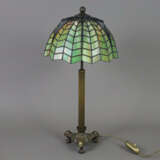 Spider-Tischlampe im Tiffany-Stil - geschweifter B… - фото 1