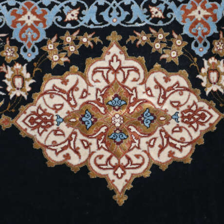 Isfahan - Persien, signiert, Seide auf Wolle, fein… - фото 6