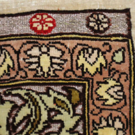 Hereke Seidenteppich - Seide und Goldfäden, signie… - photo 7