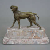 Tierskulptur "Jagdhund" - Bronze, braun patiniert,… - фото 1