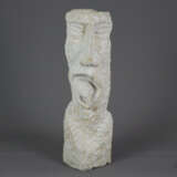 Surreale Kopfskulptur II. --Sandstein, schwer lesb… - фото 1