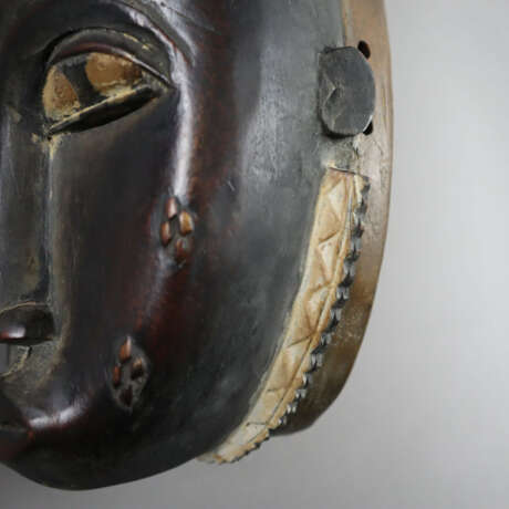 Tanzmaske aus Hartholz - Baule, Elfenbeinküste, 19… - фото 6