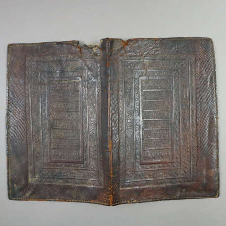Bucheinband aus Leder - Persien, 19.Jh., rechtecki… - photo 2