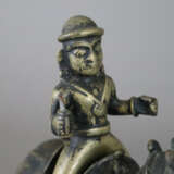 Reiter auf Pferd - Indien, gelbe Bronze, vermutlic… - Foto 3