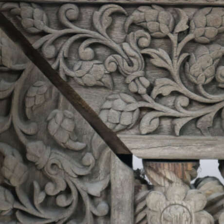 Kunstvoll geschnitzte Holzfragmente - Pakistan / I… - photo 13