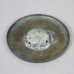 Kleiner Metallspiegel im Tang-Stil - China, rund, …