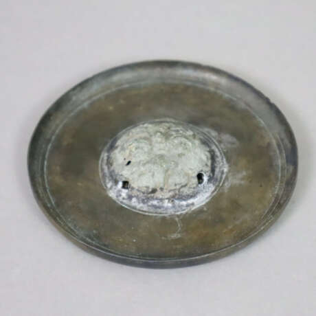 Kleiner Metallspiegel im Tang-Stil - China, rund, … - photo 1
