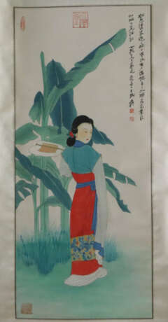 Chinesisches Rollbild -20.Jh.- Dame mit Fächer an … - photo 10