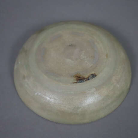 Schale mit Schmetterlingsdekor - Steinzeug teils m… - photo 6