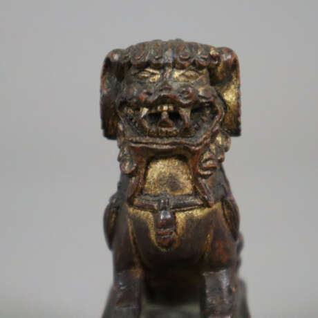 Fo-Hund - China, Holz, geschnitzt, braun gefasst, … - photo 4