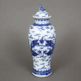 Deckelvase- China, Porzellan mit Blau-Weiß-Dekor, … - Foto 1