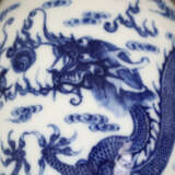 Deckelvase- China, Porzellan mit Blau-Weiß-Dekor, … - Foto 5