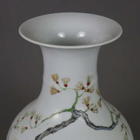 Große Balustervase - Porzellan, schauseitiger Deko… - photo 2