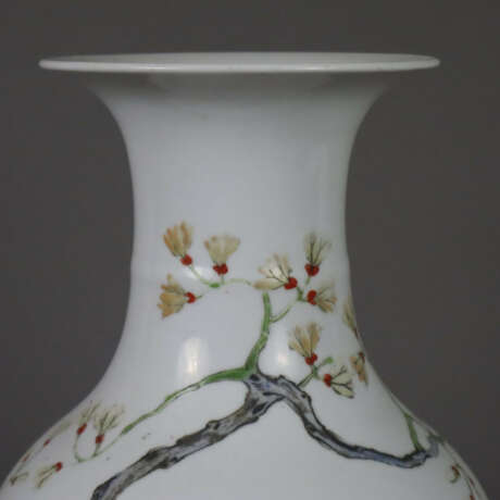 Große Balustervase - Porzellan, schauseitiger Deko… - photo 3