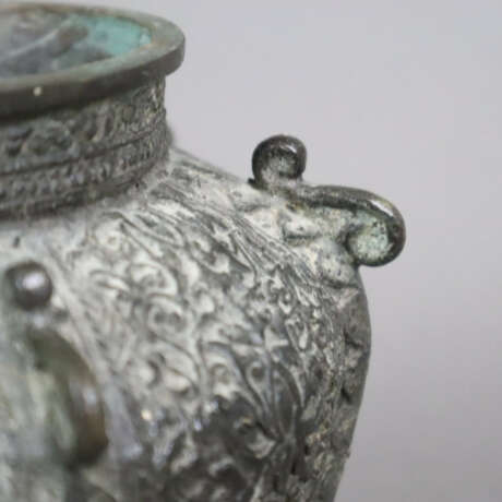 Deckelvase - tibetochinesisch, Metall bronziert, B… - photo 8
