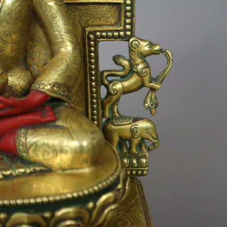 Altarthron mit Buddha Amitabha - sinotibetisch, ve… - Foto 6