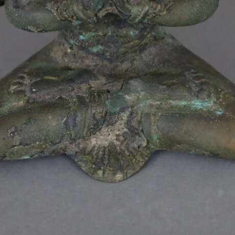 Shadakshari Avalokiteshvara - sinotibetisch, Kupfe… - photo 7