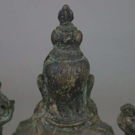 Shadakshari Avalokiteshvara - sinotibetisch, Kupfe… - photo 8